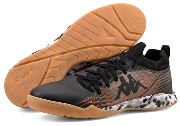 Chuteira Kappa com design moderno, solado de borracha antiderrapante, indicado para esportes, preto com detalhes cinza e branco.