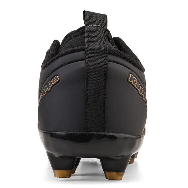 Chuteira de futebol preta com detalhe em dourado, vista de trás, destacando o salto e a sola antiderrapante, ideal para jogadores profissionais.