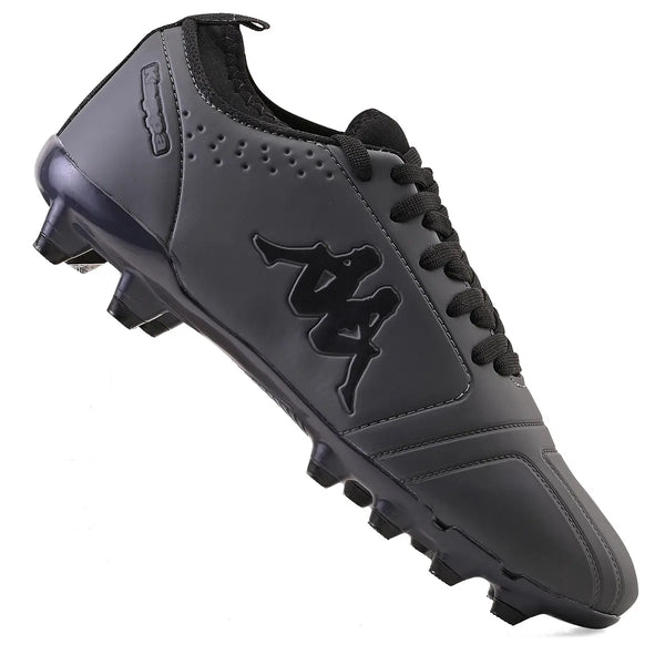 Chuteira de futebol grafite com detalhes em preto e logo na lateral, ideal para jogadores que buscam performance e conforto em campo.