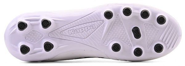Imagem da sola da chuteira branca da Kappa, destacando o design e os detalhes das tachas de tração, ideal para atividades físicas.