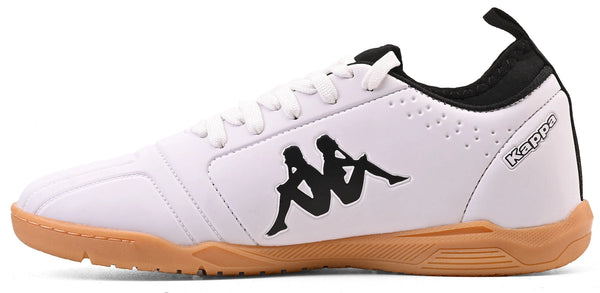 Chuteira branca da Kappa com detalhe em preto e sola bege, adequado para atividades físicas ou uso casual, com logotipo visível na lateral.